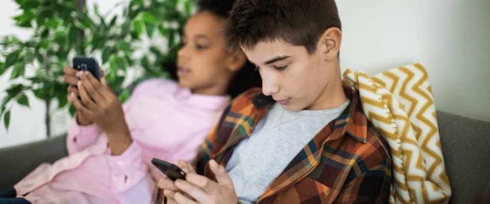 Powering Off: The Benefits of Unplugging to Recharge